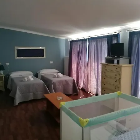 מלון Benvenuti 2*